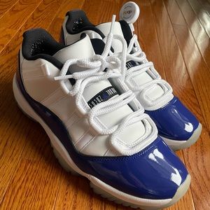 Air Jordan 11 Retro Low Concord Sketch with original box